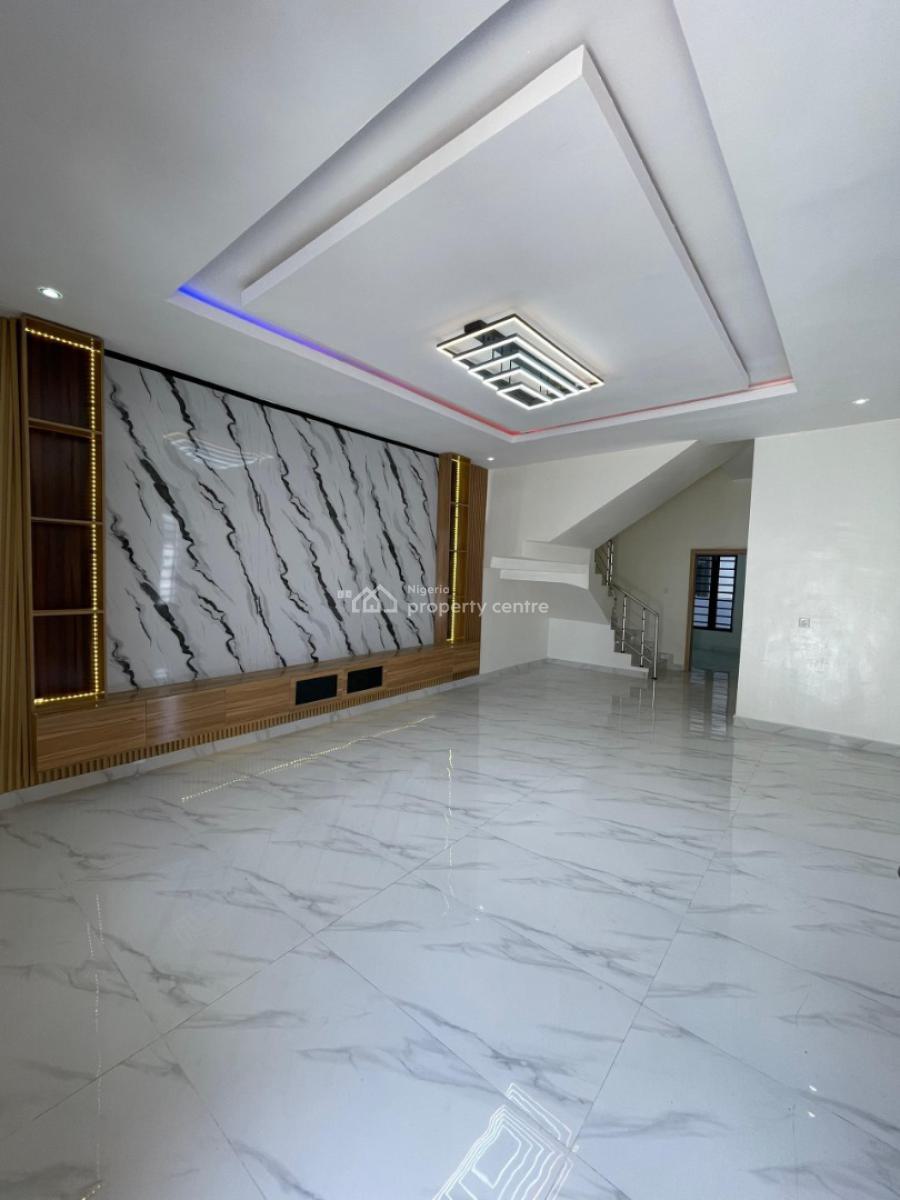 Charming 4 Bedroom Semi Detached Duplex with Bq & Communal Pool., Distress 4 Bedroom Family Home Within an Estate, Vgc, Lekki, Lagos, Semi-detached Duplex for Sale