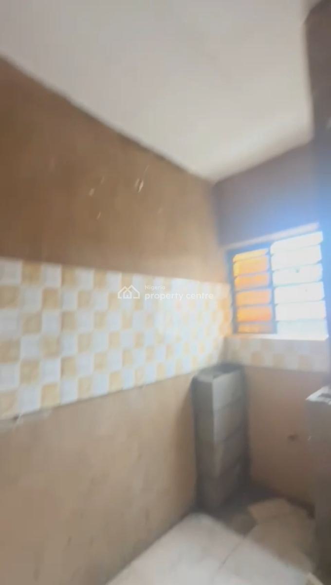 Very Decent and Spacious Miniflat Apartment Roy, Shomolu, Shomolu, Lagos, Mini Flat (room and Parlour) for Rent
