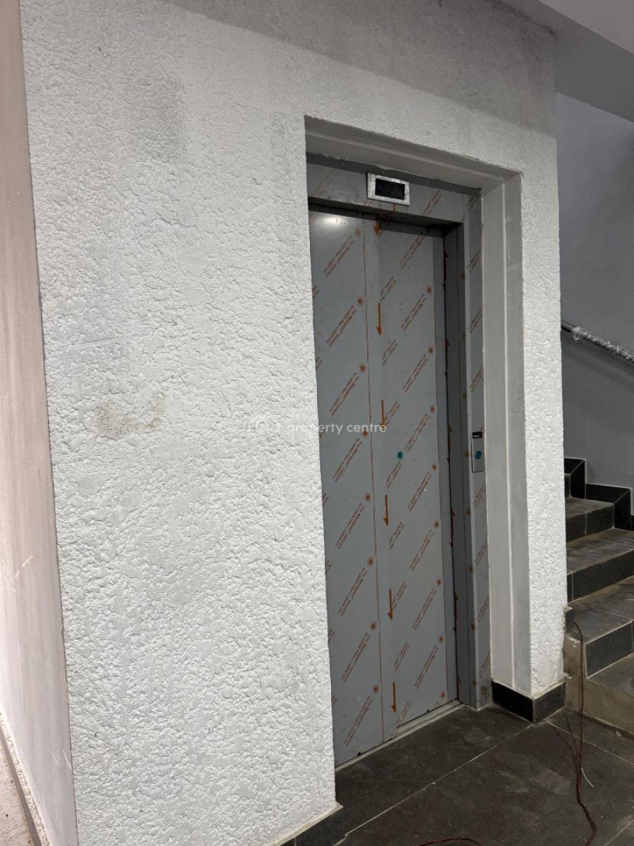 3 Bedroom Apartment with a Bq, Lekki Phase 1, Lekki, Lagos, Block of Flats for Sale