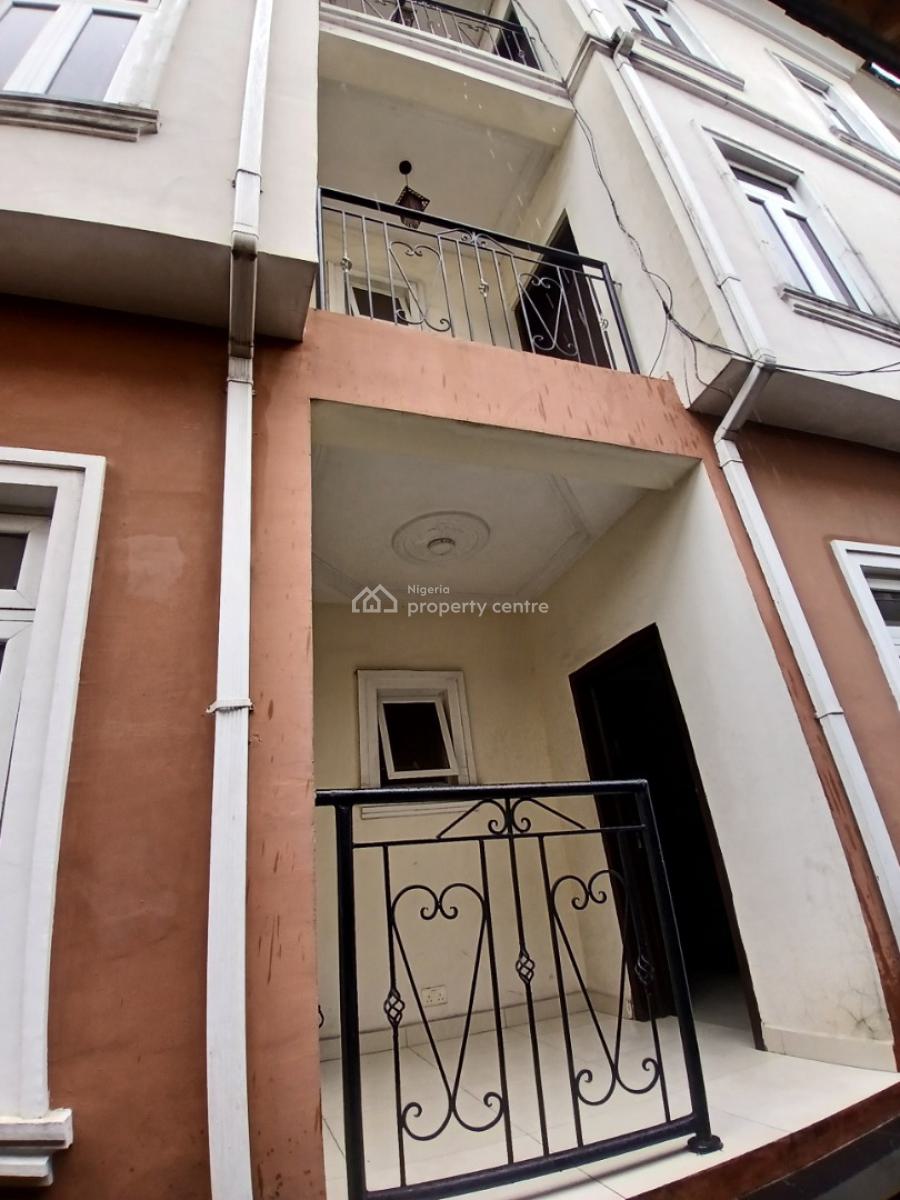 Partly Furnished 5bedroom Terrace Duplex on 3-floors, Gated and Secured Estate in Agungi, Lekki, Lagos, Terraced Duplex for Rent