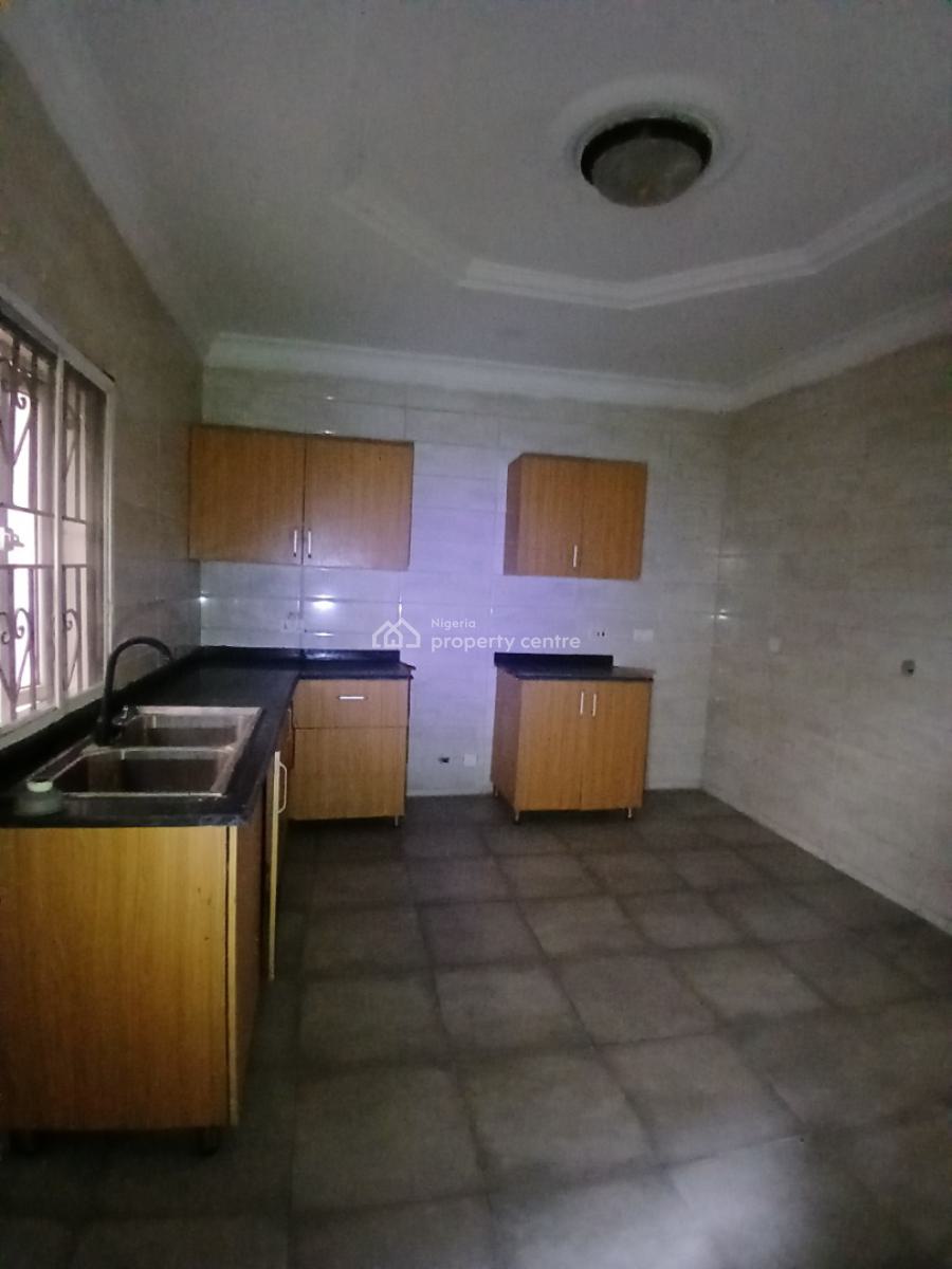 Partly Furnished 5bedroom Terrace Duplex on 3-floors, Gated and Secured Estate in Agungi, Lekki, Lagos, Terraced Duplex for Rent