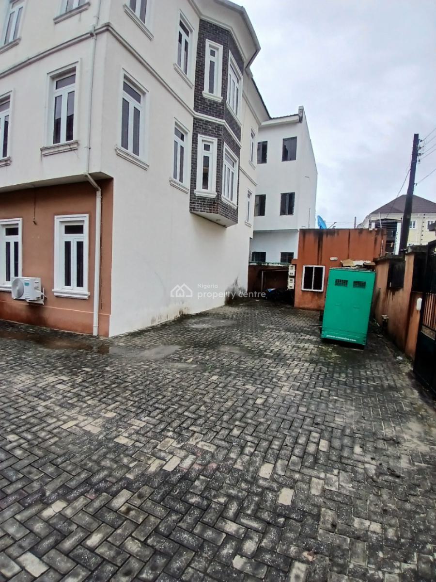 Partly Furnished 5bedroom Terrace Duplex on 3-floors, Gated and Secured Estate in Agungi, Lekki, Lagos, Terraced Duplex for Rent