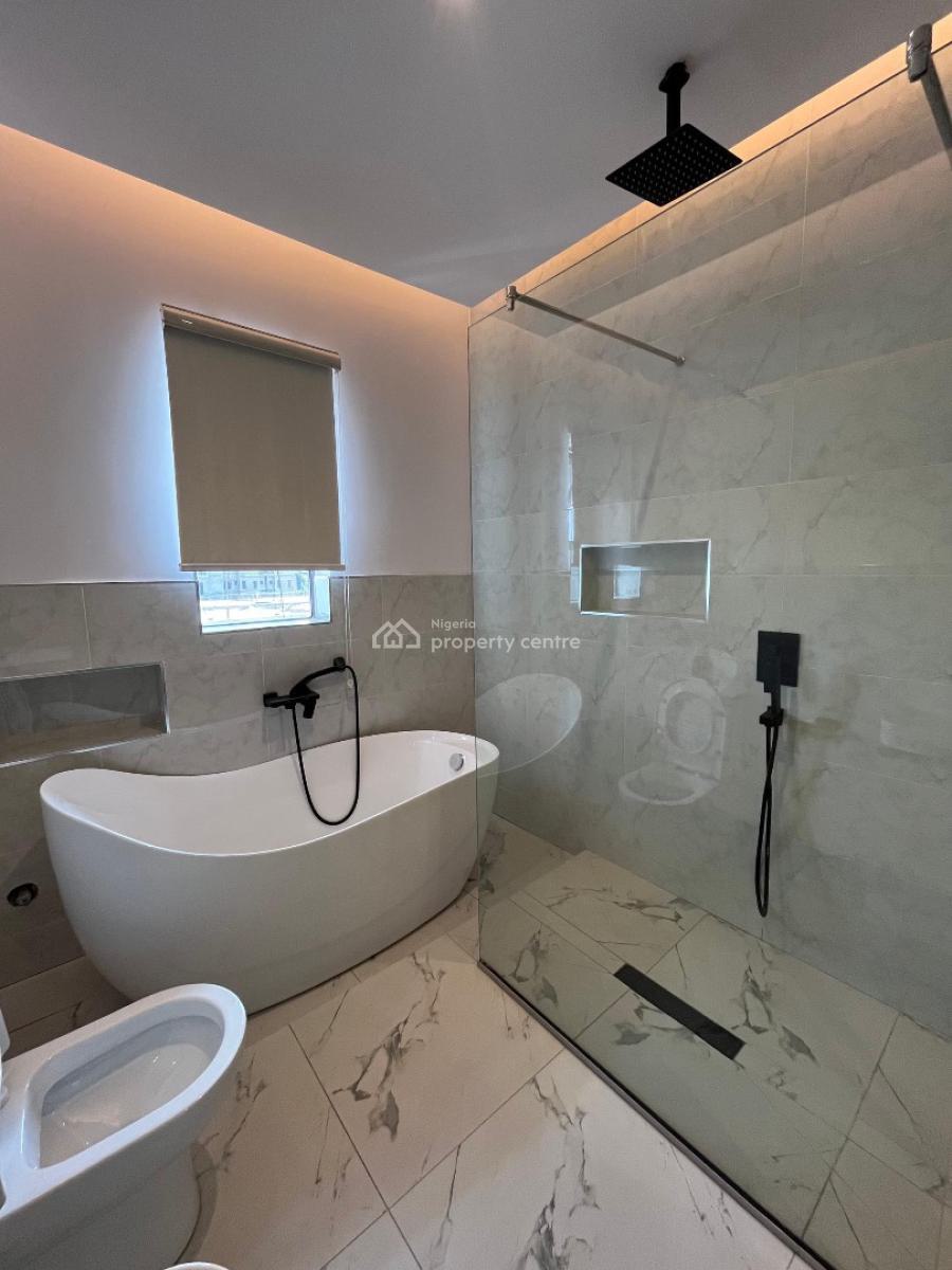 Luxury and Spacious 2 Bedroom Maisonette with 2 Balconies,pool and Gy, Lekki Phase 1, Lekki, Lagos, Flat / Apartment Short Let