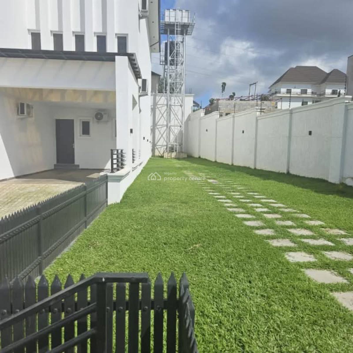 Coporate: 3 Units of 5 Bedrooms Serviced Duplexes,bq,pool,elevator,, Asokoro District, Abuja, Terraced Duplex for Rent