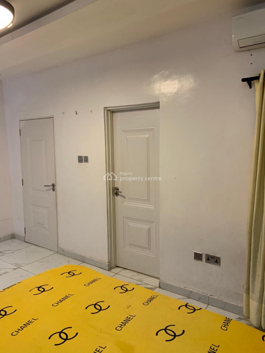 Self Contain, Horizon Estate, Ikate Elegushi, Lekki, Lagos, Self Contain (single Rooms) for Rent