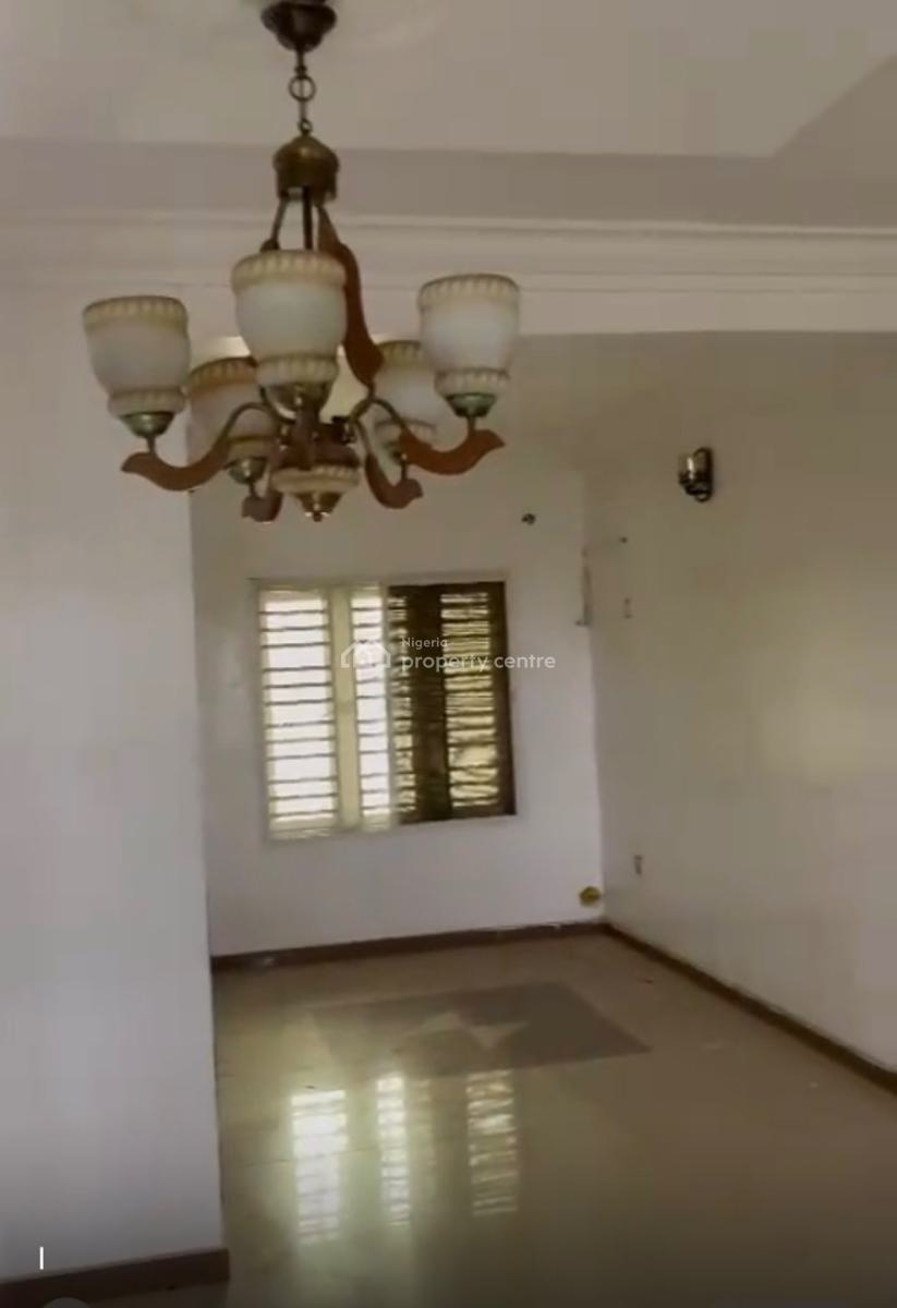 Exclusive 2 Bedroom Apartment, Unilag Estate, Gra Phase 1, Magodo, Lagos, Flat / Apartment for Rent