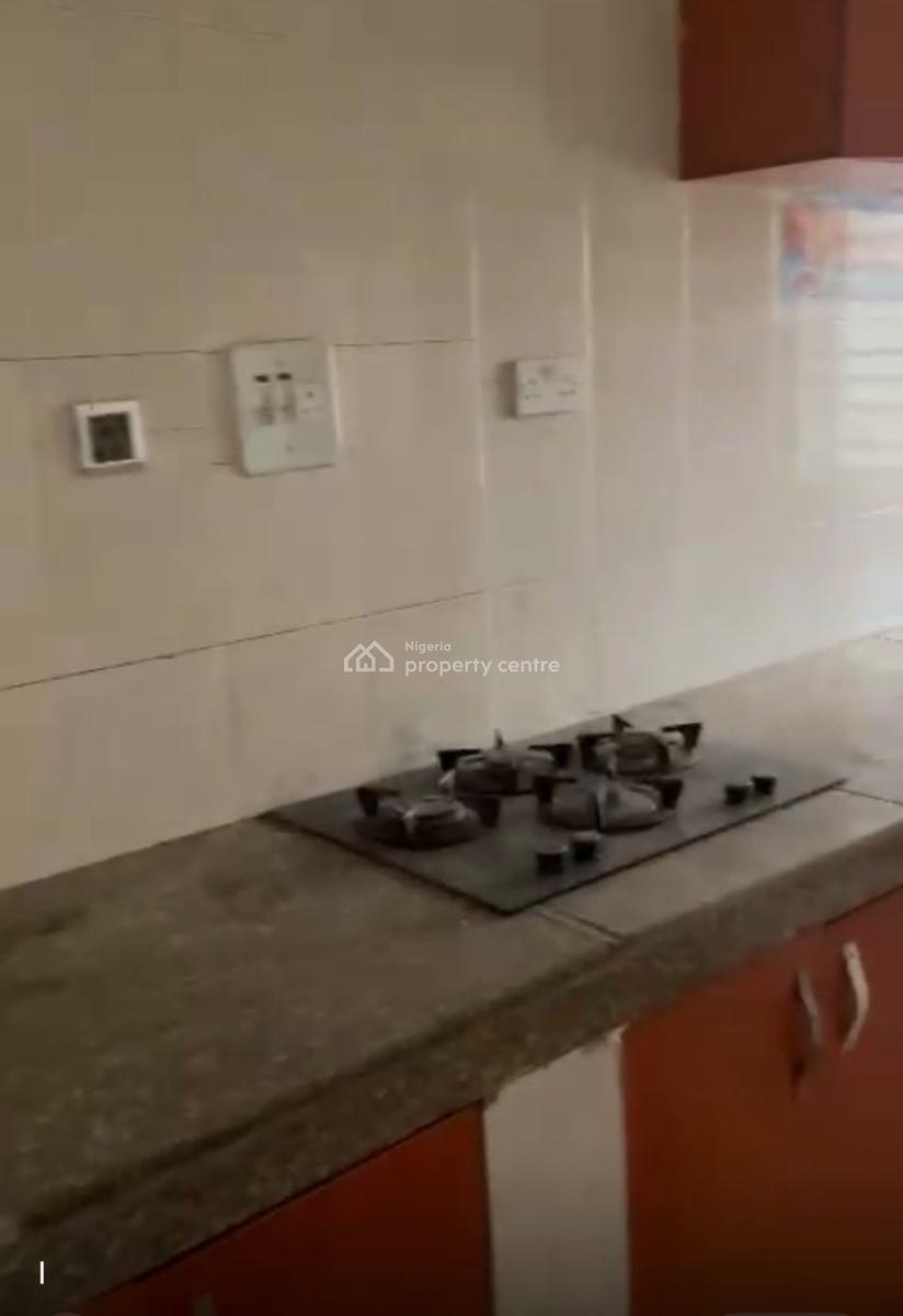 Exclusive 2 Bedroom Apartment, Unilag Estate, Gra Phase 1, Magodo, Lagos, Flat / Apartment for Rent