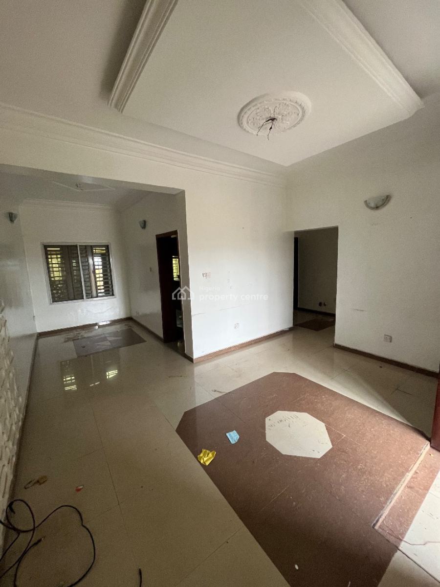 Exclusive 2 Bedroom Apartment, Unilag Estate, Gra Phase 1, Magodo, Lagos, Flat / Apartment for Rent