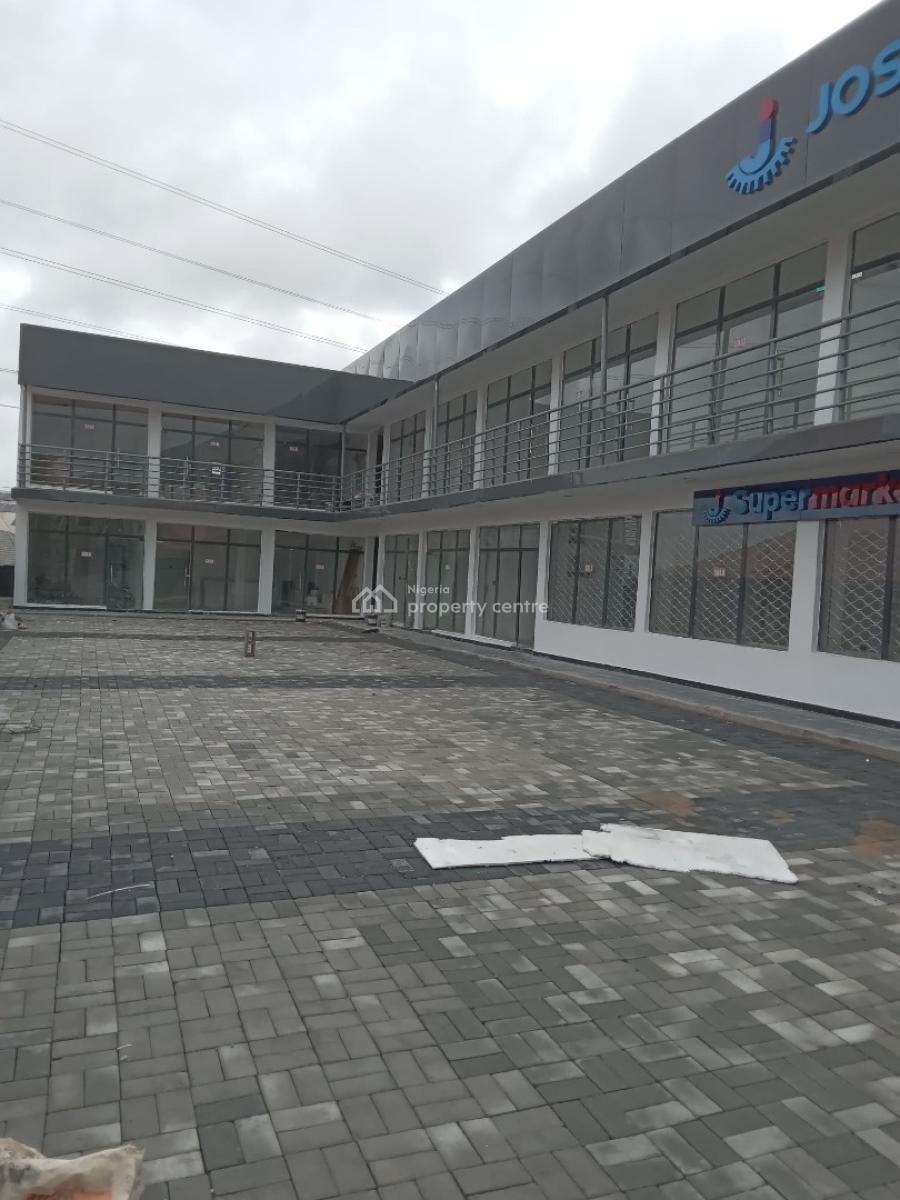 Shop Space in a Busy Environment, Ajah, Lagos, Commercial Property for Rent