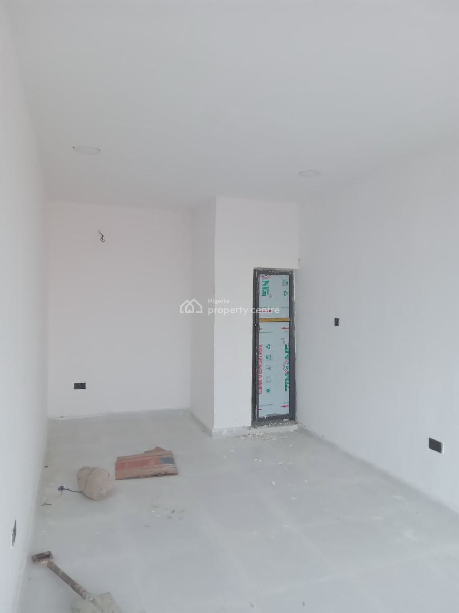 Shop Space in a Busy Environment, Ajah, Lagos, Commercial Property for Rent