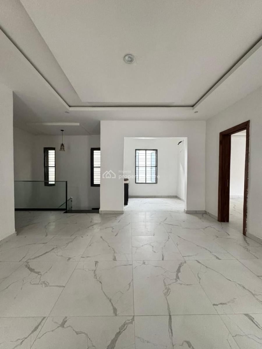 Very  Spacious 5 Bedroom Fully Detached Duplex with a Room Self Contai, Lekki Ikate Lagos, Ikate, Lekki, Lagos, Detached Duplex for Sale