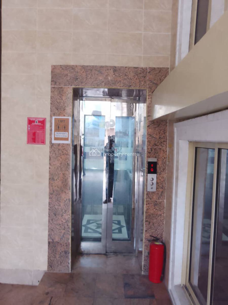 Fully Serviced 3 Bedroom Flat with Bq on The 5th Floor, Gbangbala Street, Ikate Elegushi, Lekki, Lagos, Flat / Apartment for Sale