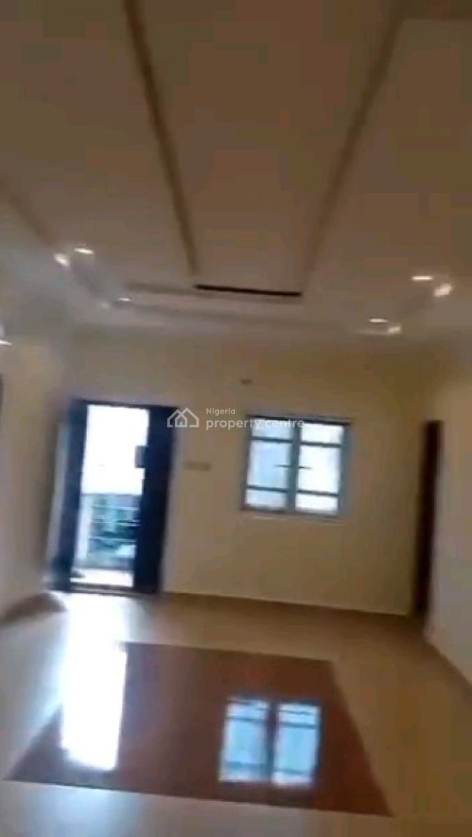 Standard and Nice Three Bedrooms Up-flat with All Rooms En-suite, Off Ogunlana Drive, Surulere, Lagos, Flat / Apartment for Rent