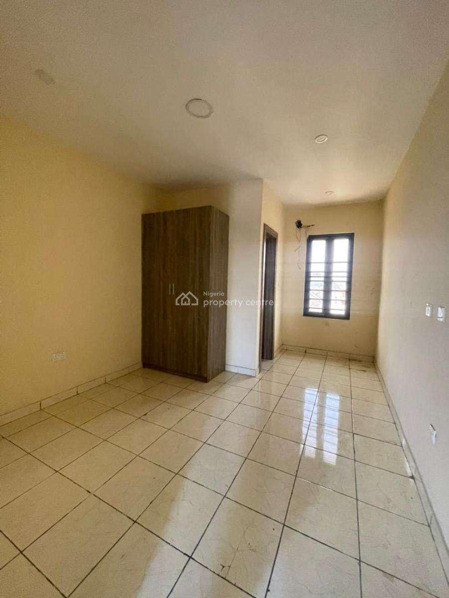 Neat 2 Bedroom Apartment and a Bq in an Access Control Estate, Ocean Breeze, Ologolo, Lekki, Lagos, Flat / Apartment for Rent