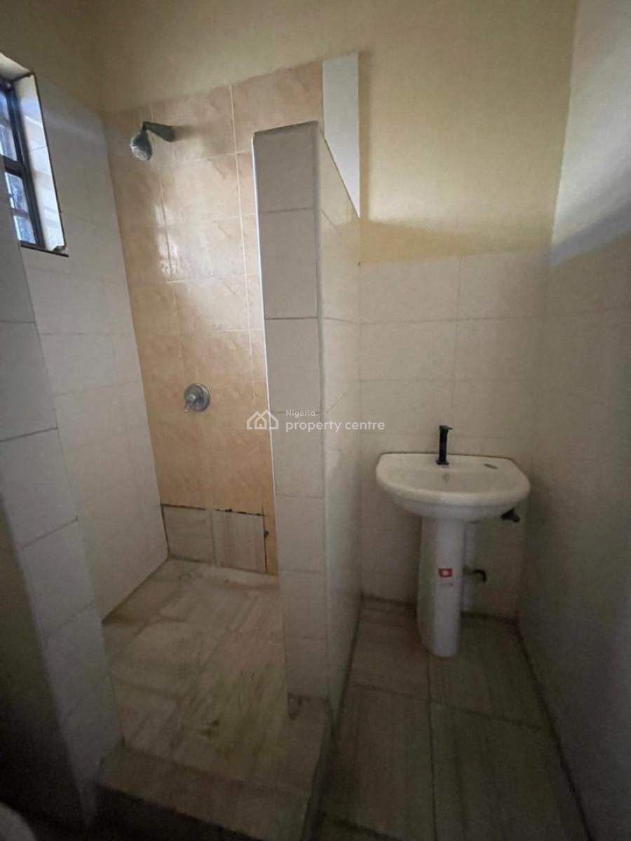 Neat 2 Bedroom Apartment and a Bq in an Access Control Estate, Ocean Breeze, Ologolo, Lekki, Lagos, Flat / Apartment for Rent