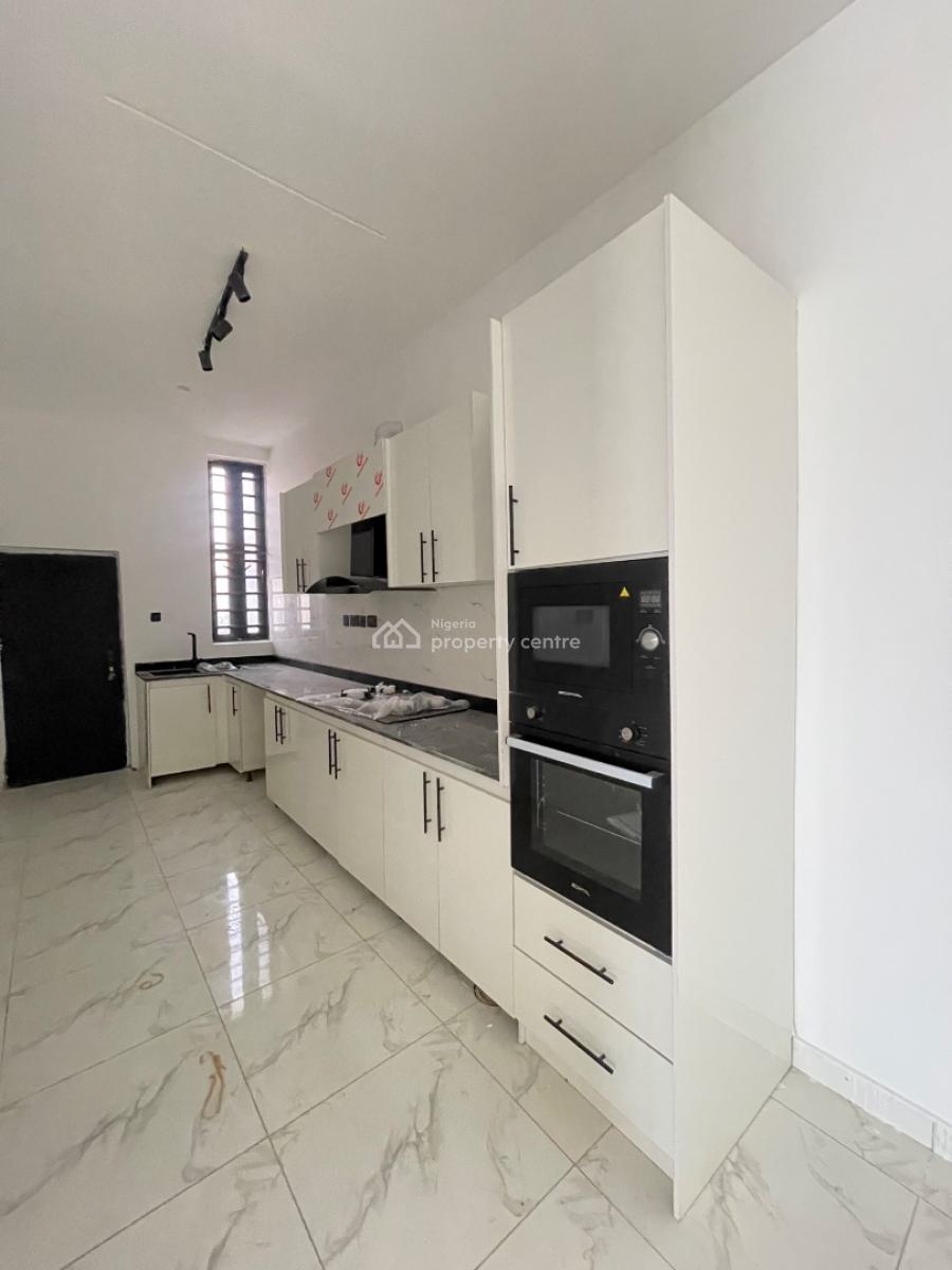 Sharp 2bed Apartment, Ologolo, Lekki, Lagos, Flat / Apartment for Sale