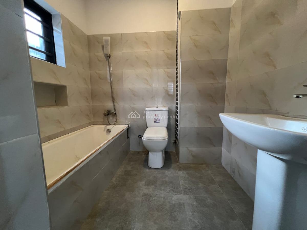 3 Bedroom Apartment with Bq, Freedom Way, Lekki Phase 1, Lekki, Lagos, Flat / Apartment for Sale