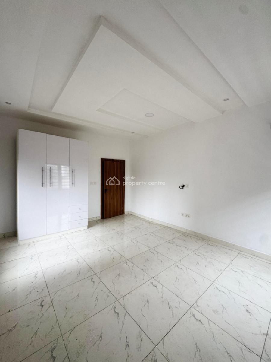 Most Affordable & Spacious  2 Bedroom Apartment with Bq, Lekki Phase 1, Lekki, Lagos, Flat / Apartment for Sale