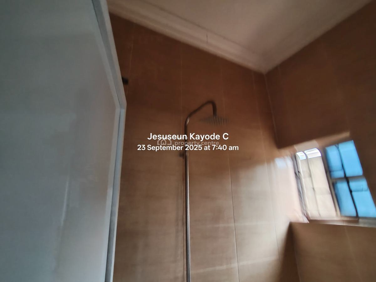 Newly Built 2 Bedroom Ground Floor Front Flat, First Avenue Off Kilaso Way Off Baale Way Magbon Imowonla, Ikorodu, Lagos, Flat / Apartment for Rent