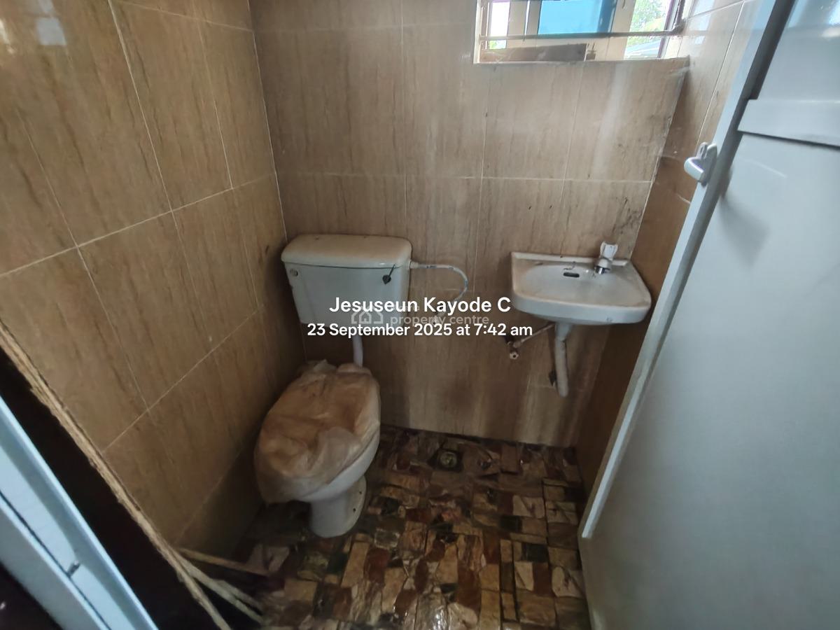 Newly Built 2 Bedroom Ground Floor Front Flat, First Avenue Off Kilaso Way Off Baale Way Magbon Imowonla, Ikorodu, Lagos, Flat / Apartment for Rent