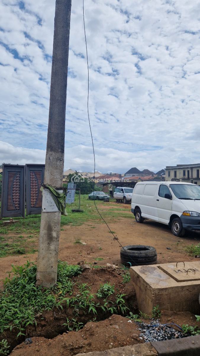 Commercial Land Measuring Well Over an Acre, Just After Jeje Filling Station Along The Express Way, Alakia, Ibadan, Oyo, Commercial Land for Sale