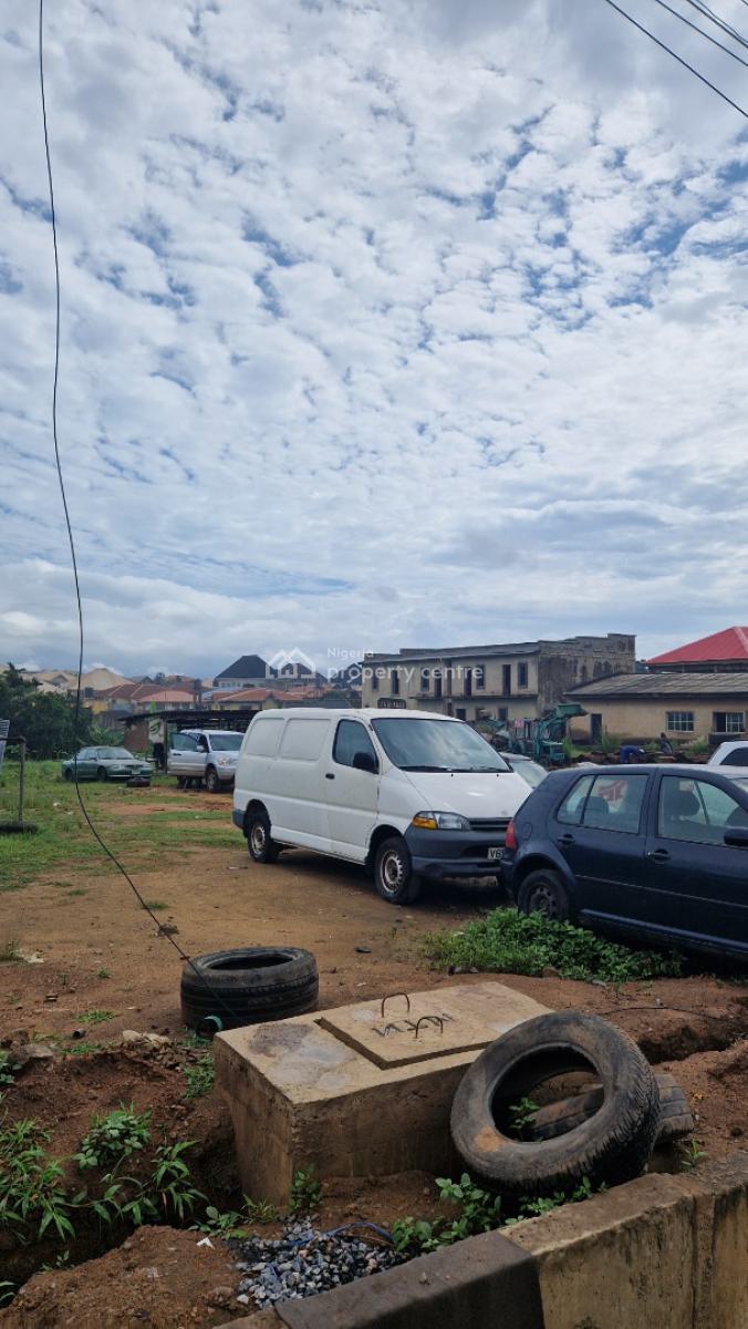 Commercial Land Measuring Well Over an Acre, Just After Jeje Filling Station Along The Express Way, Alakia, Ibadan, Oyo, Commercial Land for Sale