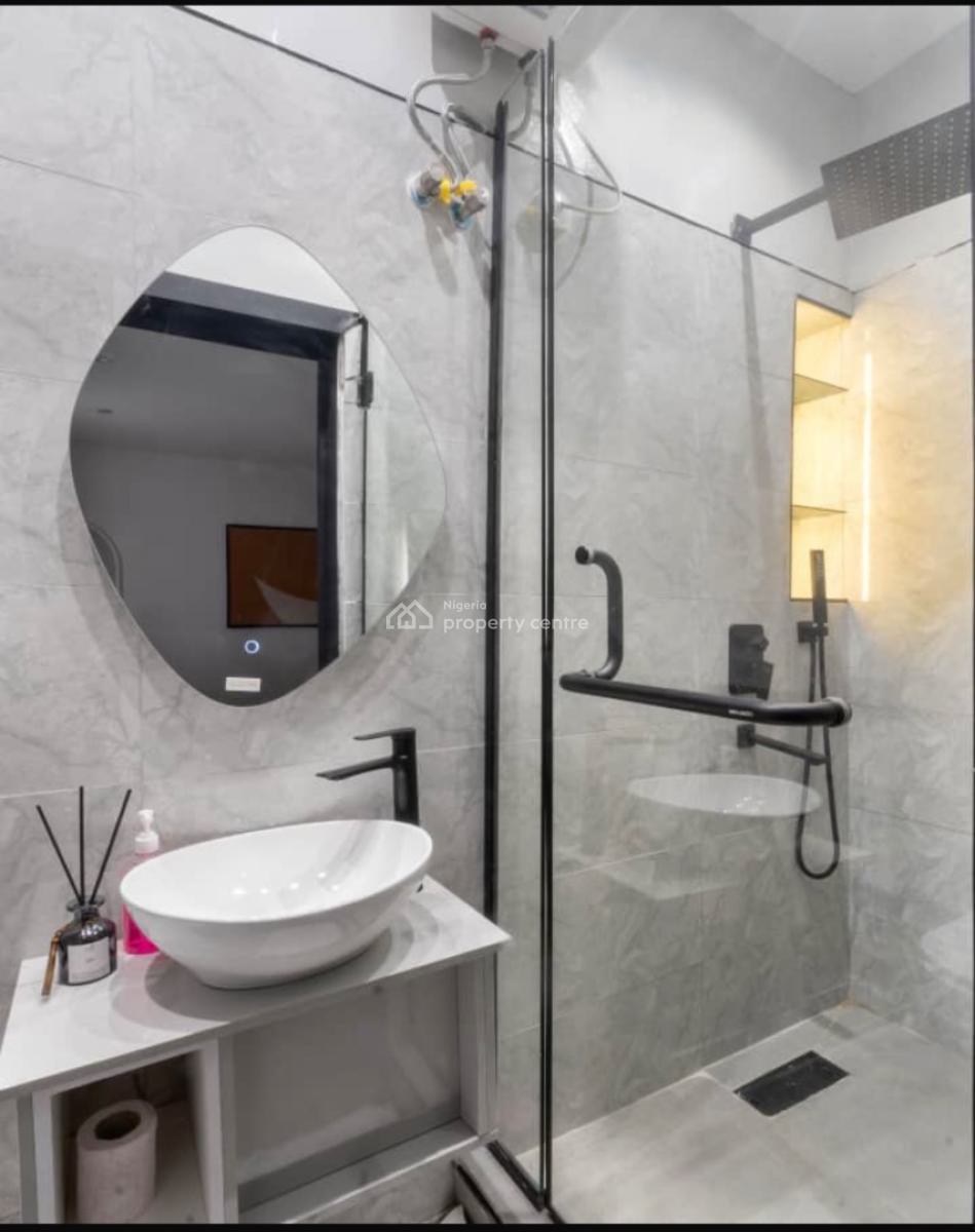 Affordable Luxury 2 Bedroom  Spacious Apartment, Oniru, Victoria Island (vi), Lagos, Flat / Apartment Short Let
