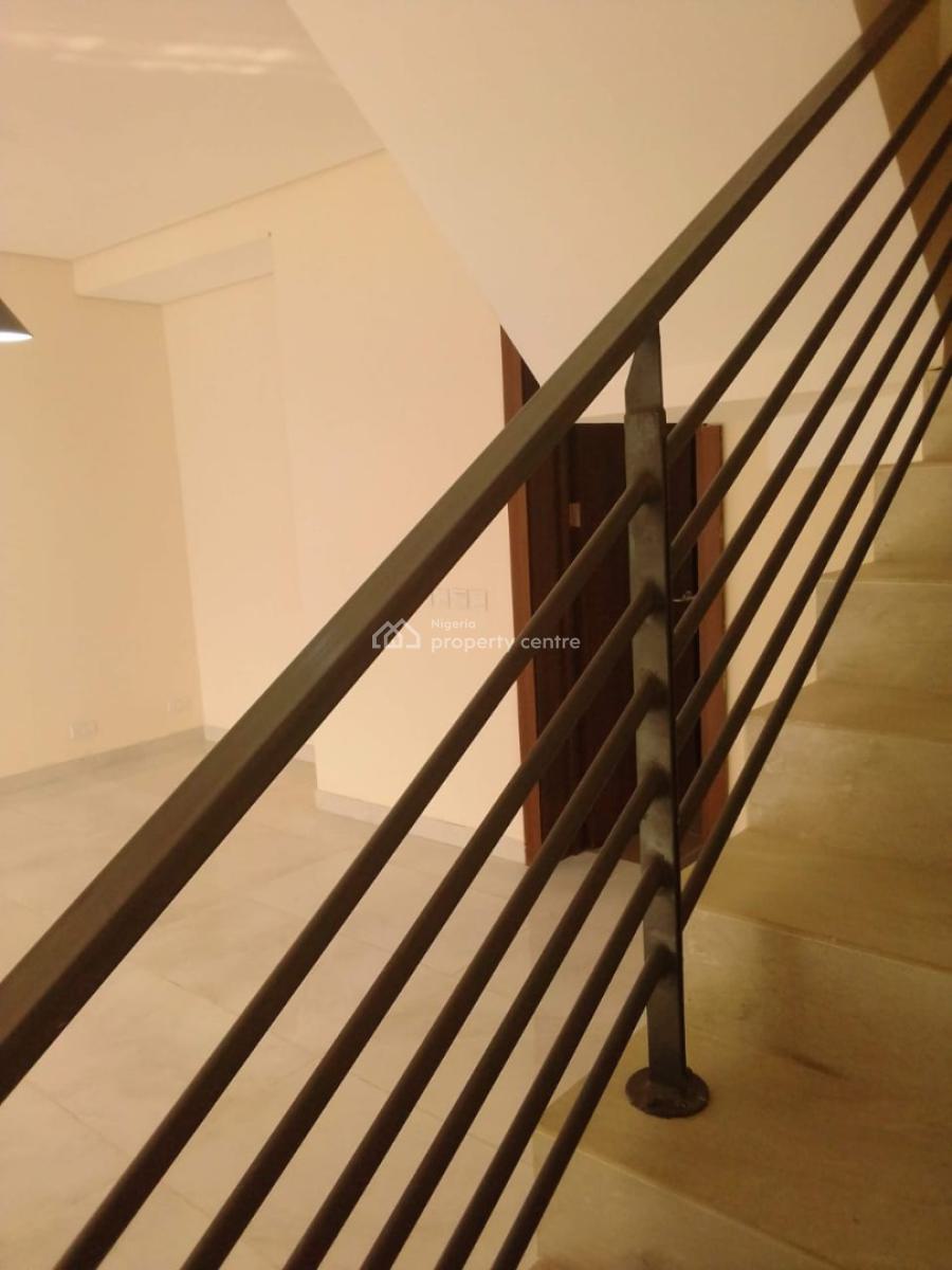 Luxury 4 Bedroom Terrace House with Bq, By Pinnacle Fuel Station Road Lekki Right Side, Lekki Phase 1, Lekki, Lagos, Terraced Duplex for Sale
