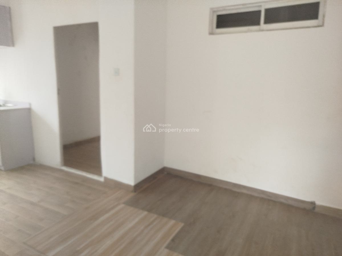 Standard 1 Bedroom Apartment with Big Balcony, Mobolaji Johnson Estate, Lekki Phase 1, Lekki, Lagos, Mini Flat (room and Parlour) for Rent