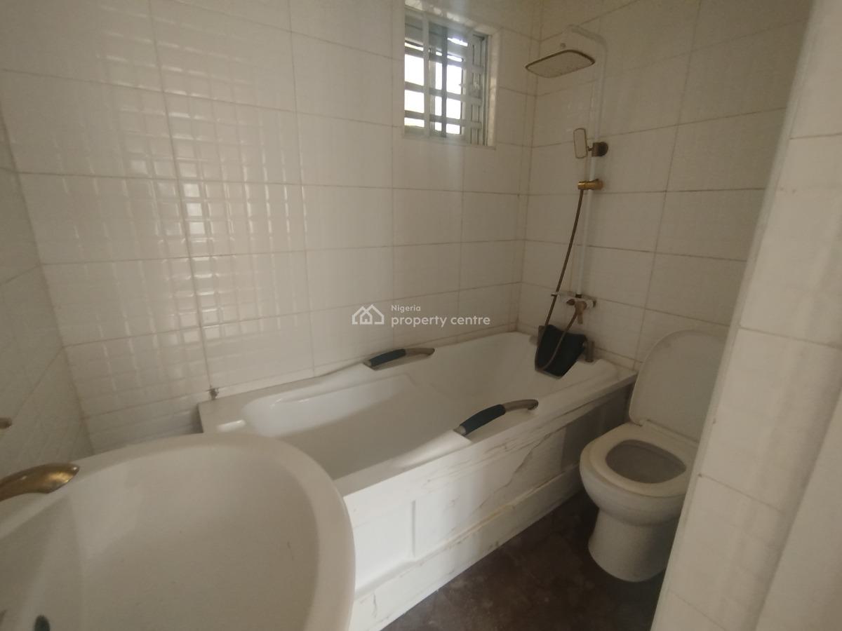 Standard 1 Bedroom Apartment with Big Balcony, Mobolaji Johnson Estate, Lekki Phase 1, Lekki, Lagos, Mini Flat (room and Parlour) for Rent
