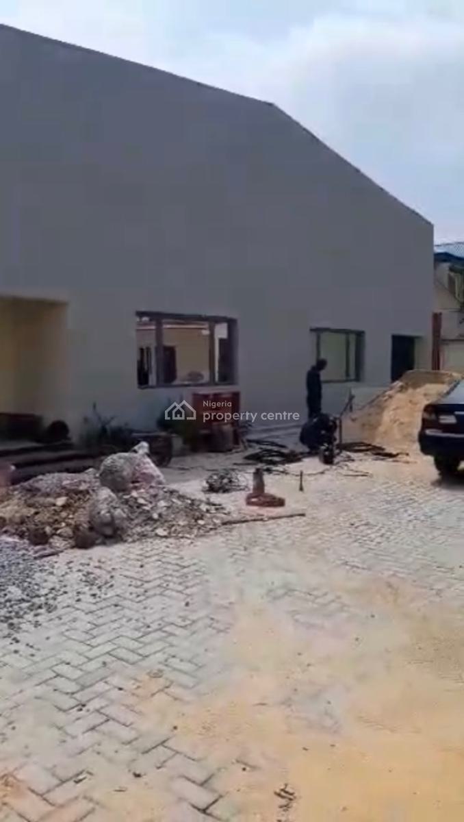 Good for Event Centre / Church Hall, Lekki Right, Lekki Phase 1, Lekki, Lagos, Commercial Property for Rent