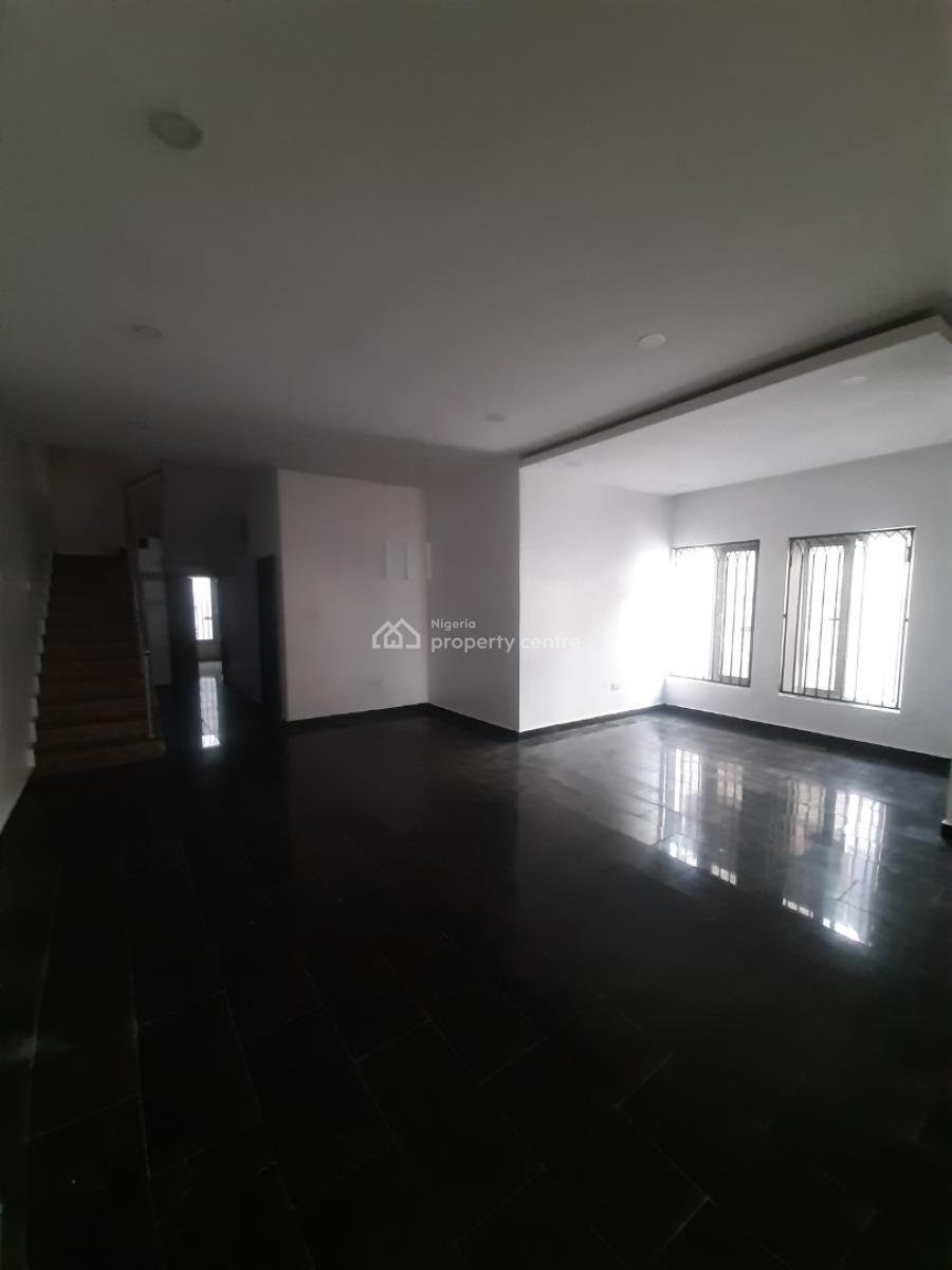 5 Bedroom, Lekki Phase 1, Lekki, Lagos, Semi-detached Duplex for Rent