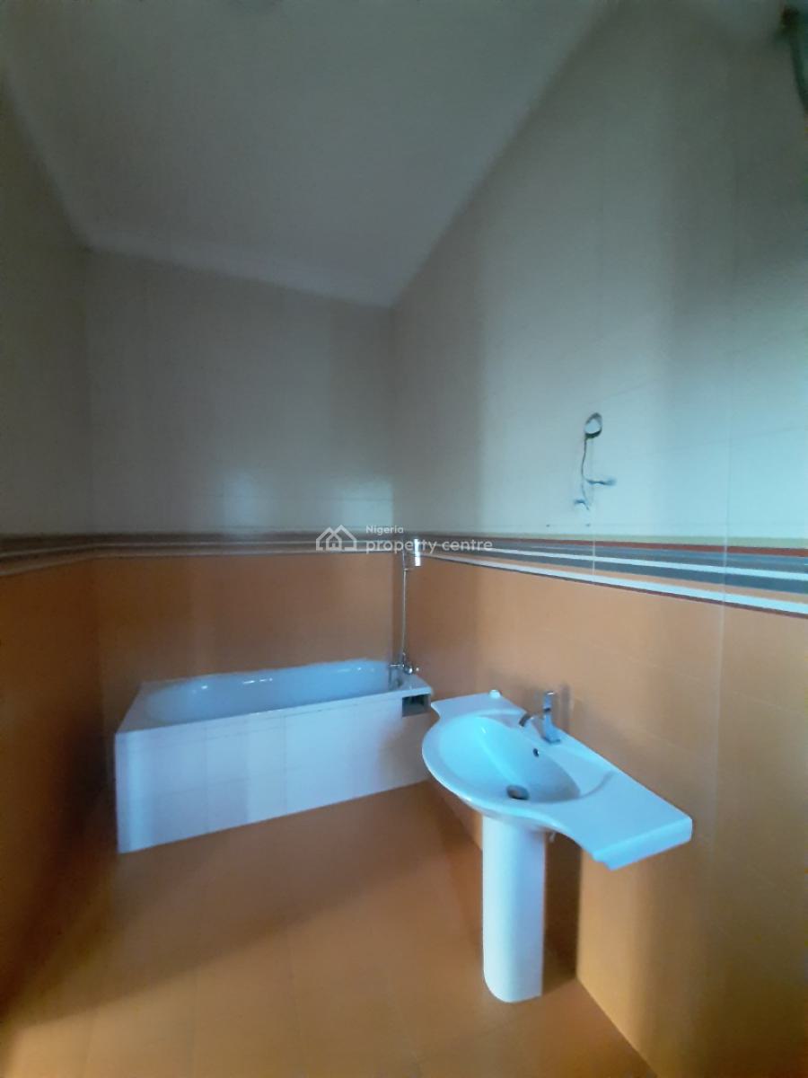 5 Bedroom, Lekki Phase 1, Lekki, Lagos, Semi-detached Duplex for Rent