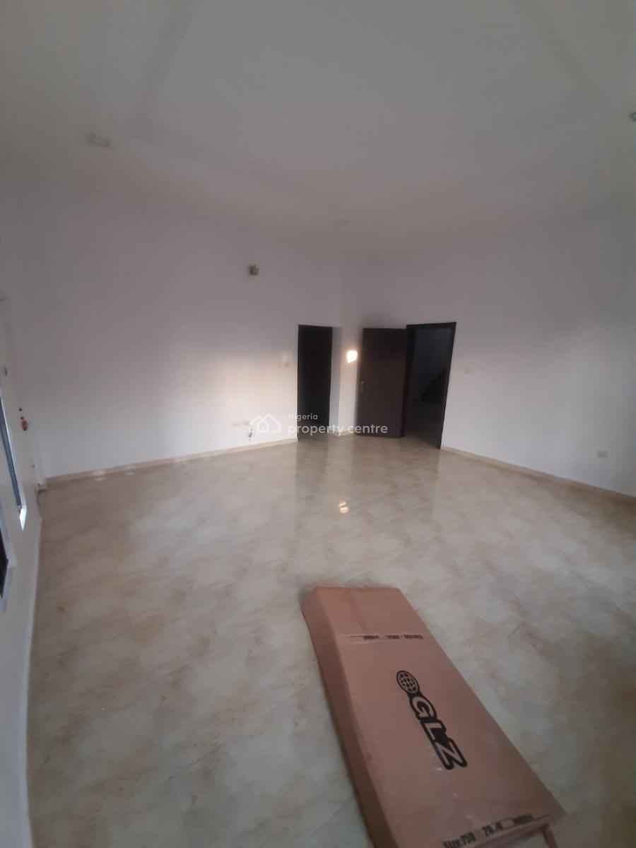 5 Bedroom, Lekki Phase 1, Lekki, Lagos, Semi-detached Duplex for Rent