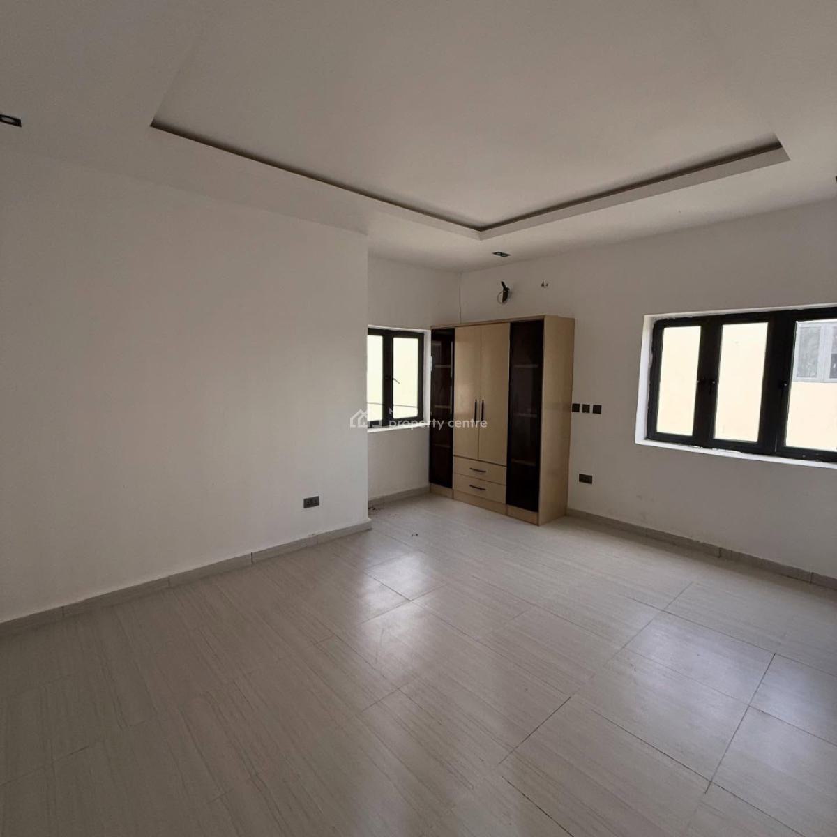Elegant 2 Bedroom Penthouse, Lugbe District, Abuja, Flat / Apartment for Sale