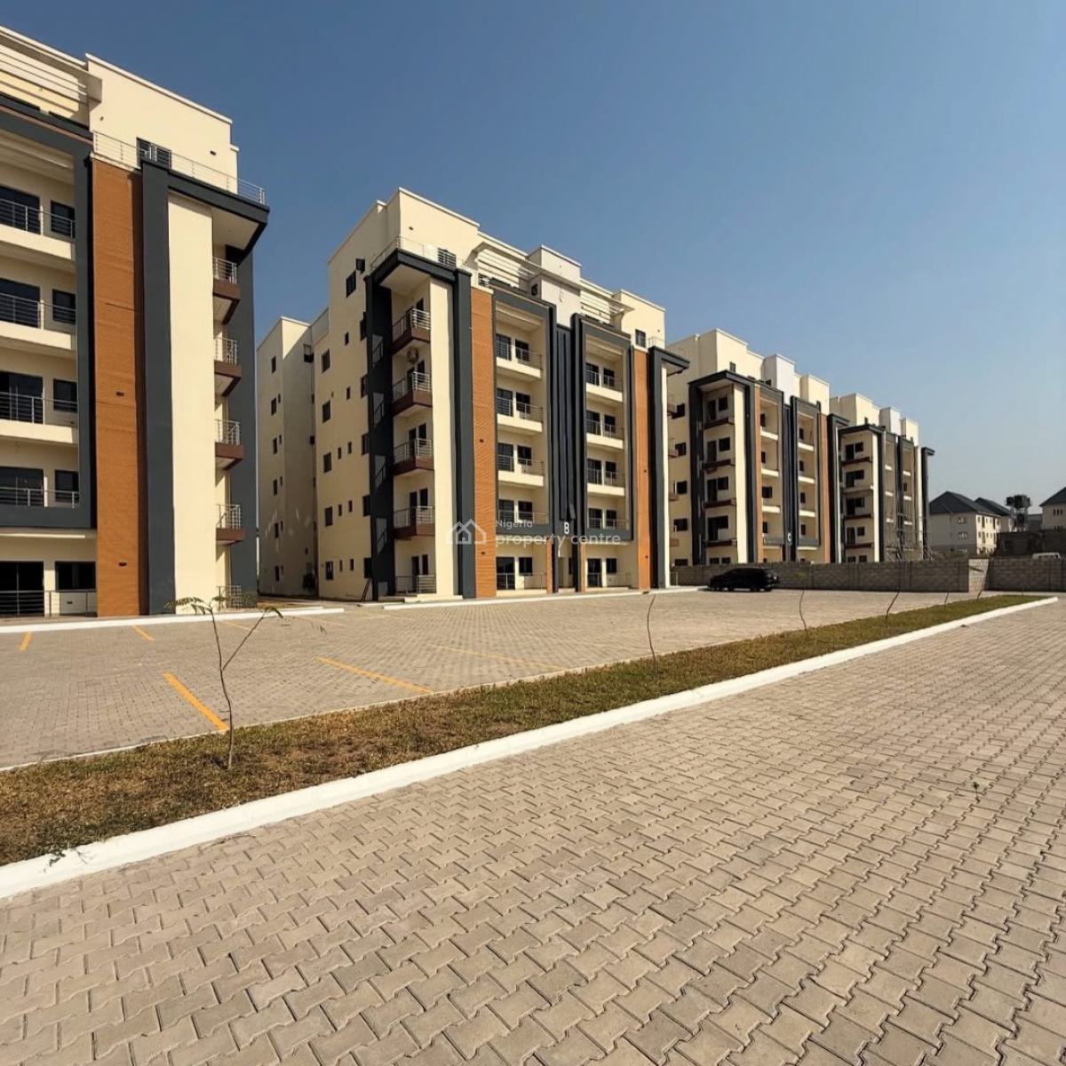 Elegant 2 Bedroom Penthouse, Lugbe District, Abuja, Flat / Apartment for Sale