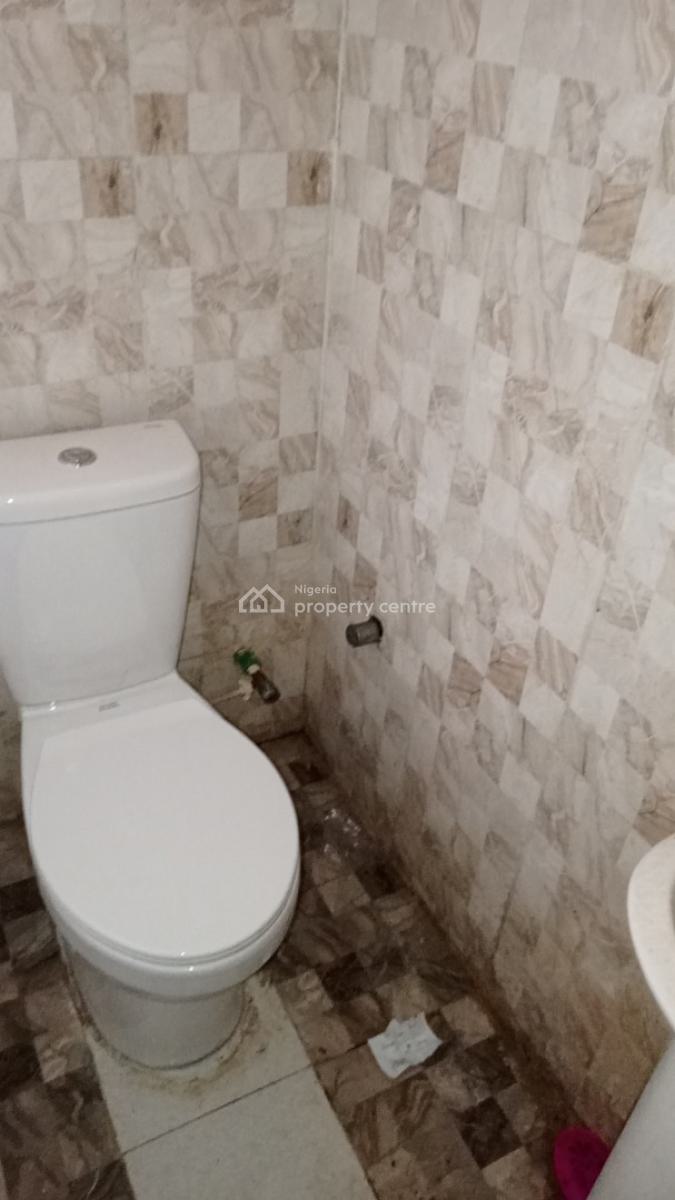 Luxury Shared Studio Flat, Enahoro Crescent, Alpha Beach Road, Atlantic View Estate, Igbo Efon, Lekki, Lagos, Self Contain (single Rooms) for Rent
