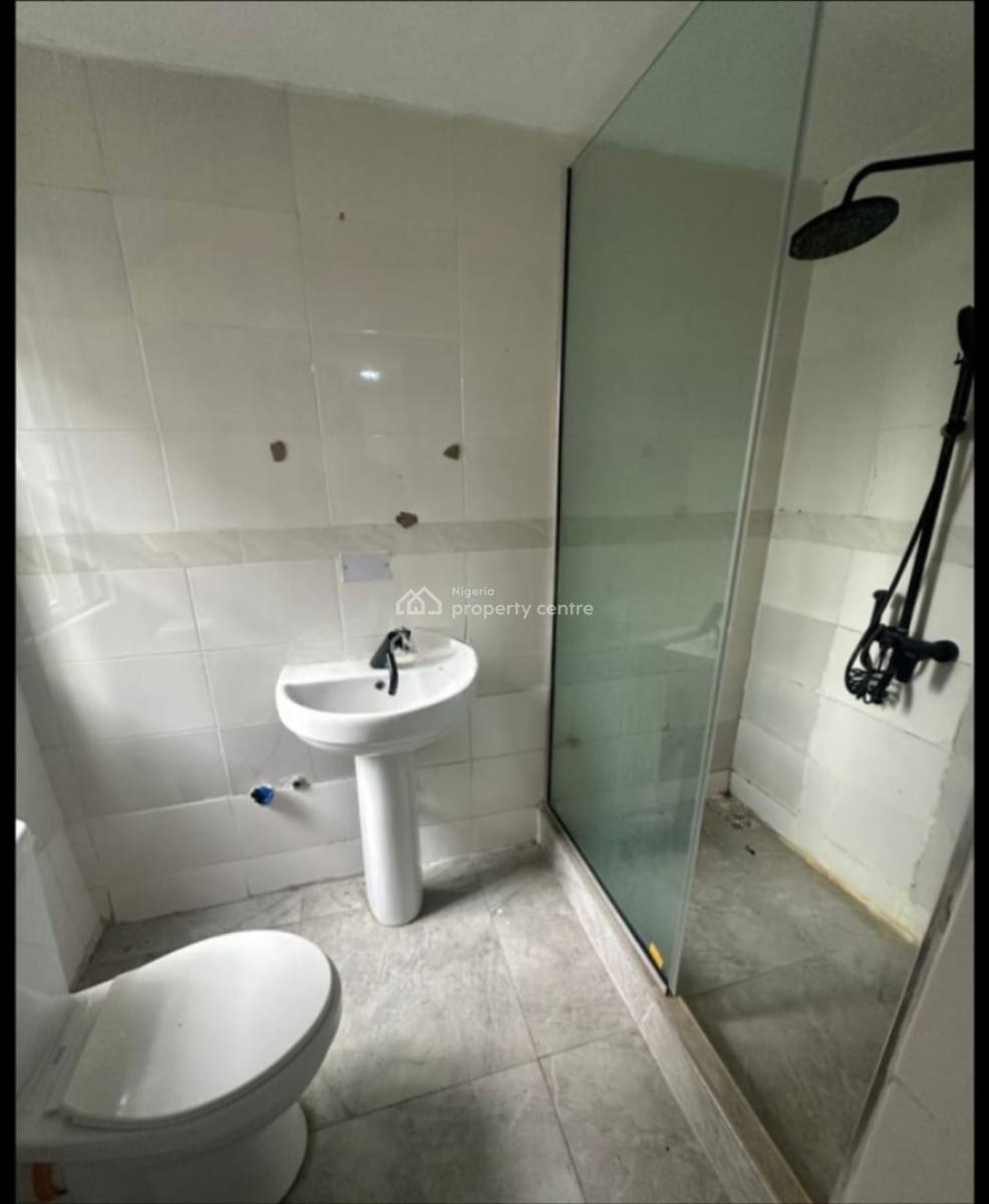 Studio Apartment Fully Serviced Compound, Off Admiralty, Lekki Phase 1, Lekki, Lagos, Flat / Apartment for Rent
