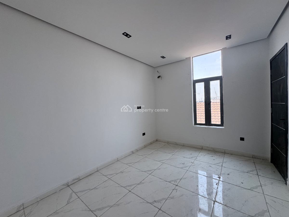 Luxury 2bedroom, Ologolo, Lekki, Lagos, Flat / Apartment for Sale