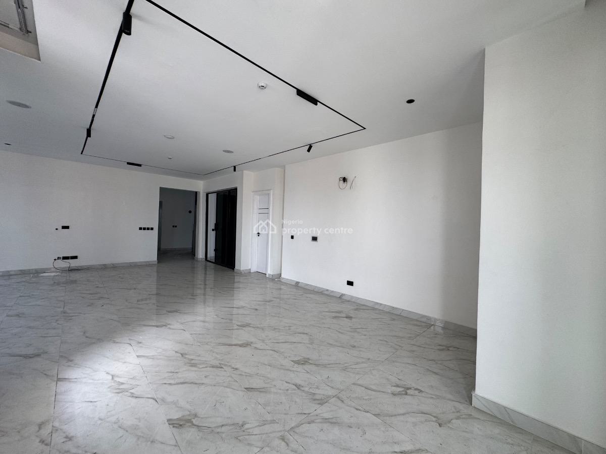 4bedroom Penthouse with Elevator, Lekki Right Hand Side Around Mega Chicken, Lekki Phase 1, Lekki, Lagos, Flat / Apartment for Sale