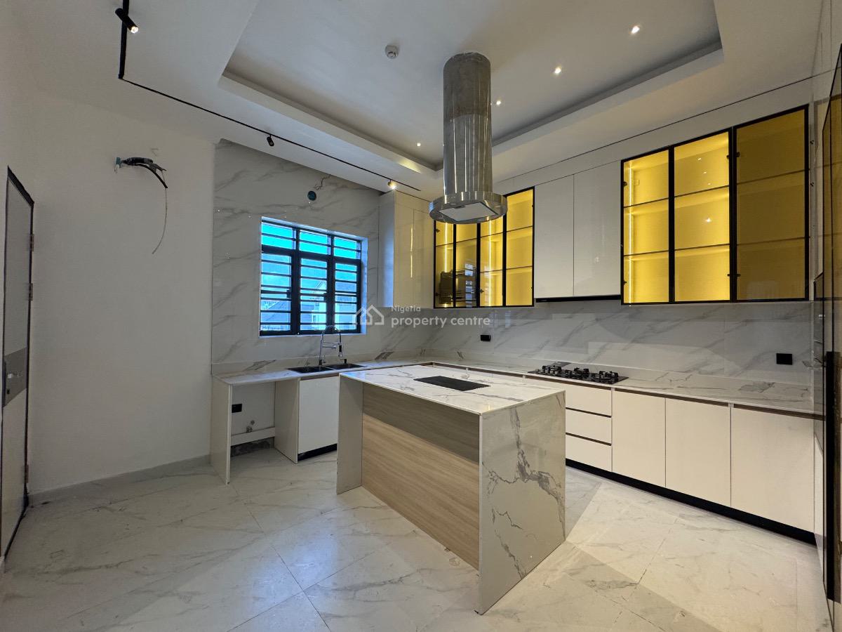 4bedroom Penthouse with Elevator, Lekki Right Hand Side Around Mega Chicken, Lekki Phase 1, Lekki, Lagos, Flat / Apartment for Sale