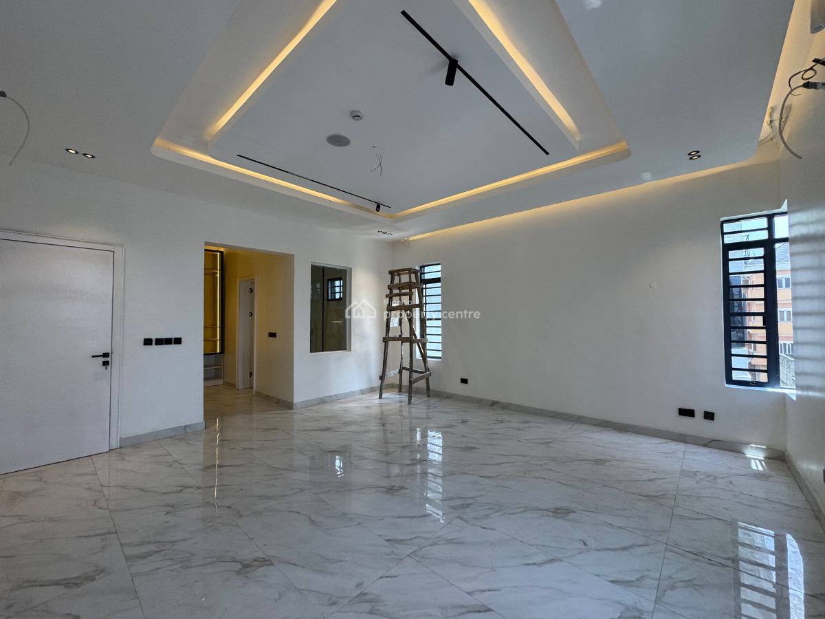 4bedroom Penthouse with Elevator, Lekki Right Hand Side Around Mega Chicken, Lekki Phase 1, Lekki, Lagos, Flat / Apartment for Sale
