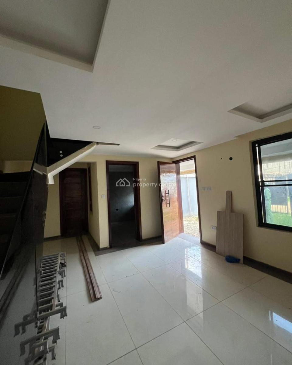 Contemporarily Built 3 Bedroom Terrace Duplex, Gbagada, Lagos, Terraced Duplex for Sale