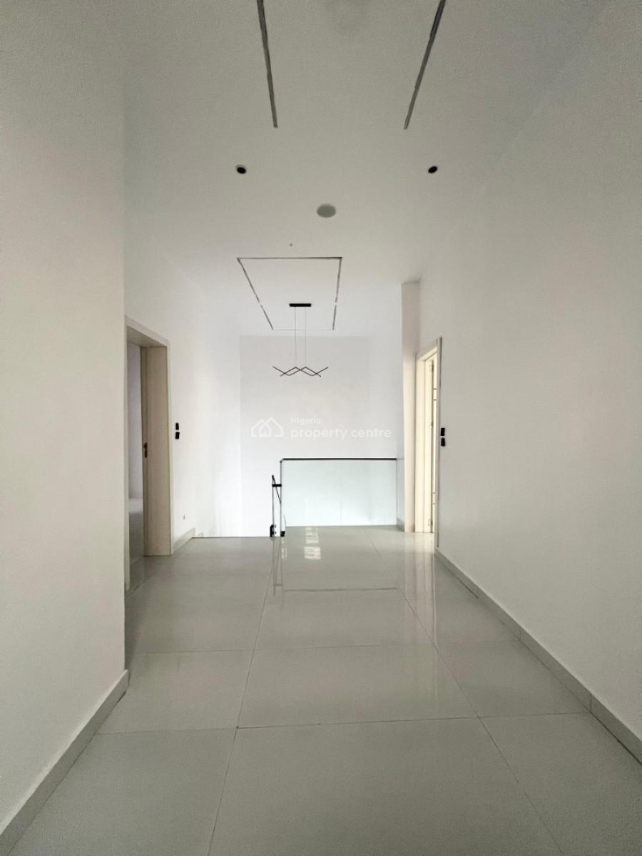 Loving Mini Flat, Off Kilo, Surulere, Lagos, Mini Flat (room and Parlour) for Rent