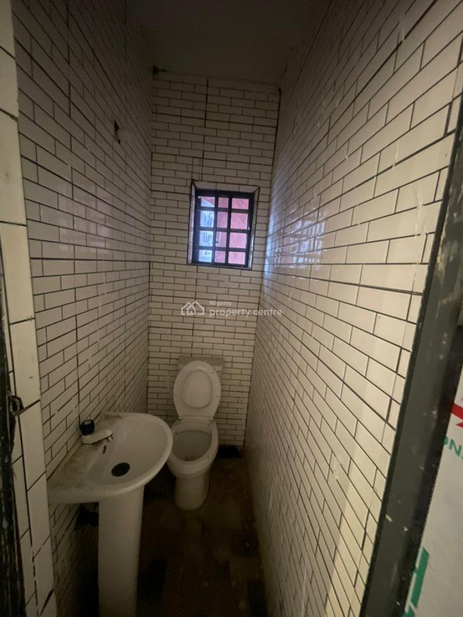 Loving Mini Flat, Off Kilo, Surulere, Lagos, Mini Flat (room and Parlour) for Rent