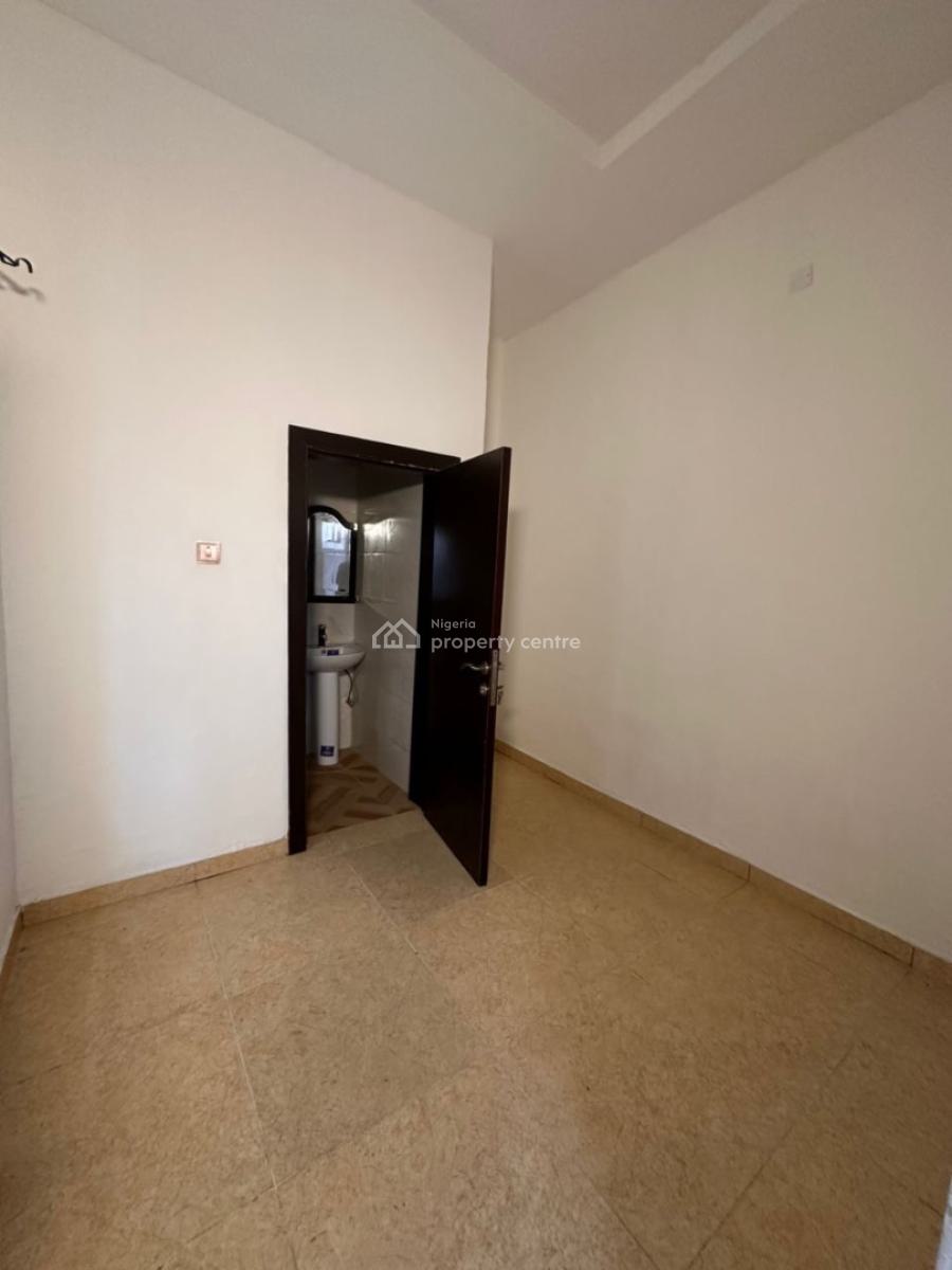Contemporary 4-bedroom Apartment in a Self Compound, Orchid, Lekki, Lagos, Flat / Apartment for Sale