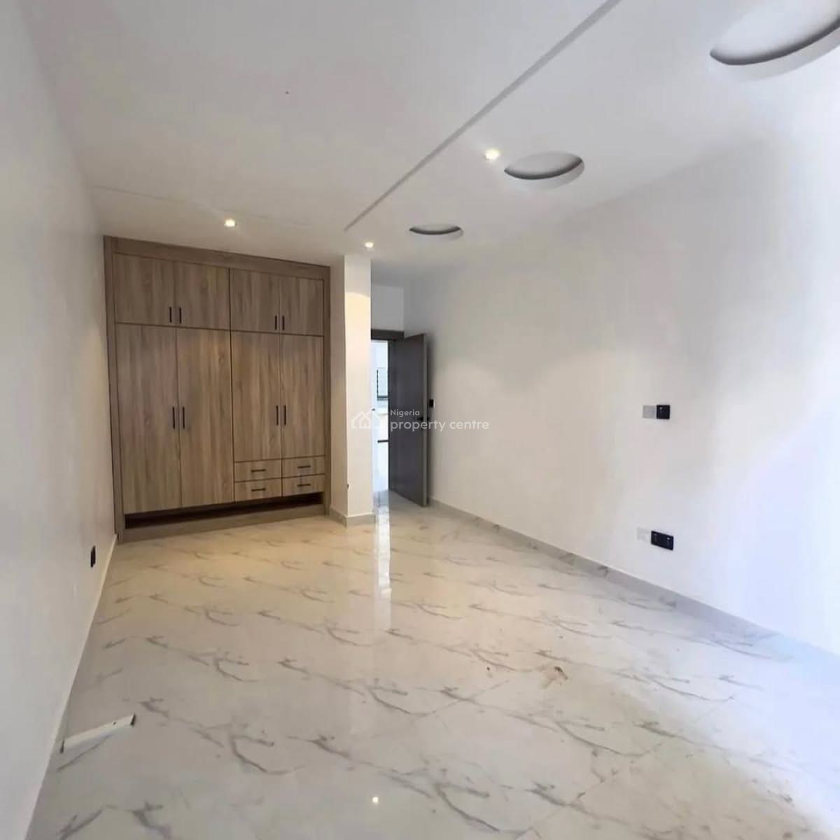 Serviced 4-bedroom Terrace Duplex with Bq, Gilmore, Jahi, Abuja, Terraced Duplex for Rent