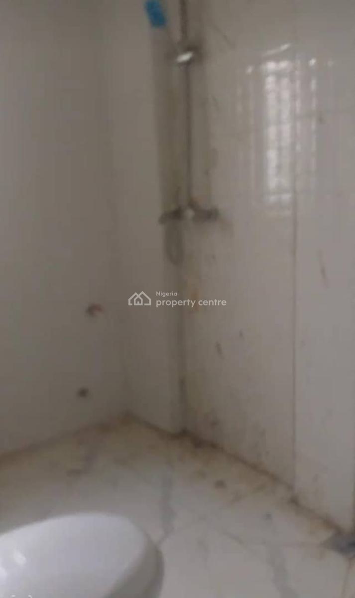 Lovely 2 Bedroom Flat, Mende, Maryland, Lagos, Flat / Apartment for Rent
