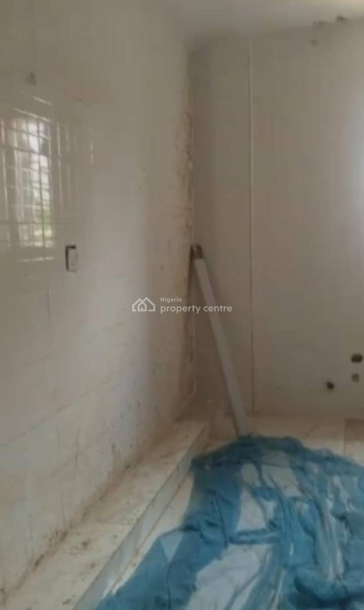 Lovely 2 Bedroom Flat, Mende, Maryland, Lagos, Flat / Apartment for Rent