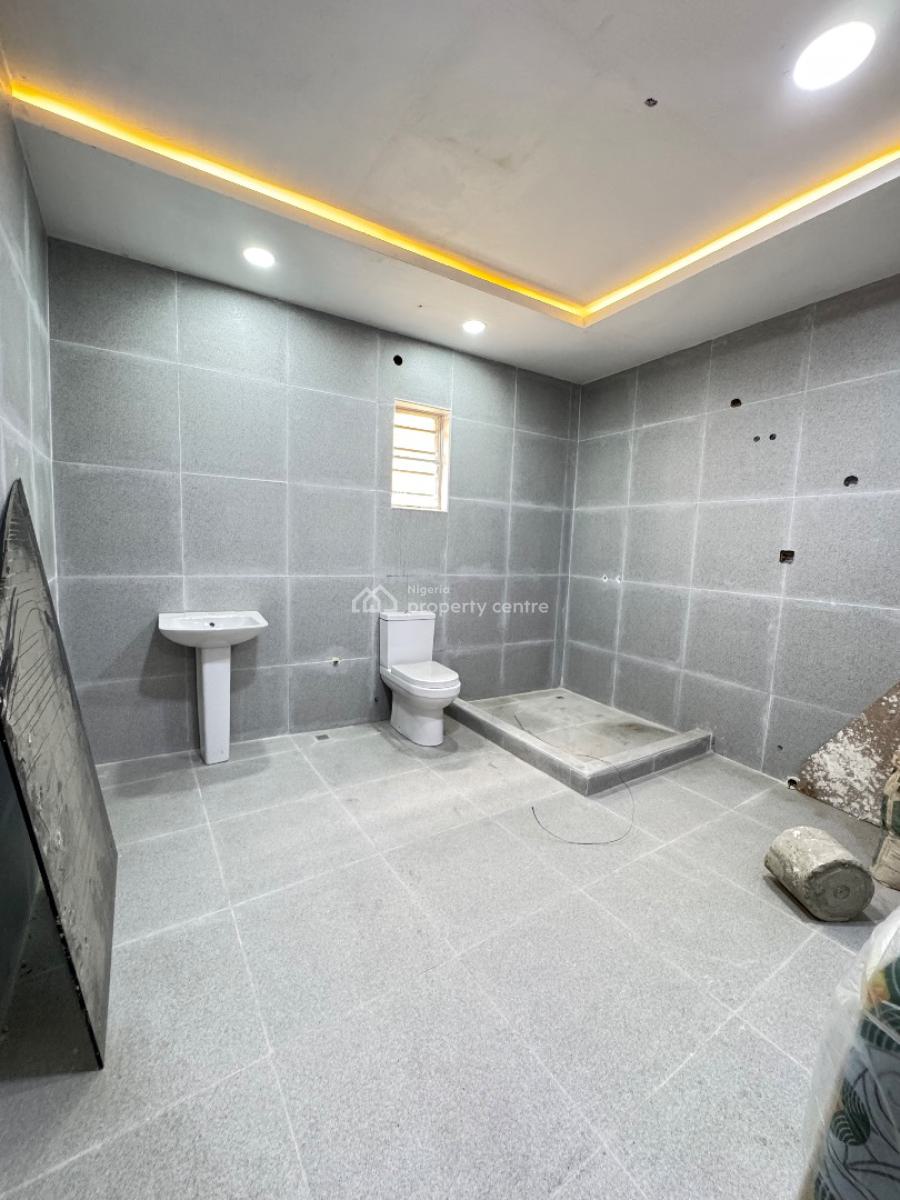 Beautiful 5 Bedroom Maisonette with a Bq, Off Freedom Way, Lekki Phase 1, Lekki, Lagos, Terraced Duplex for Sale